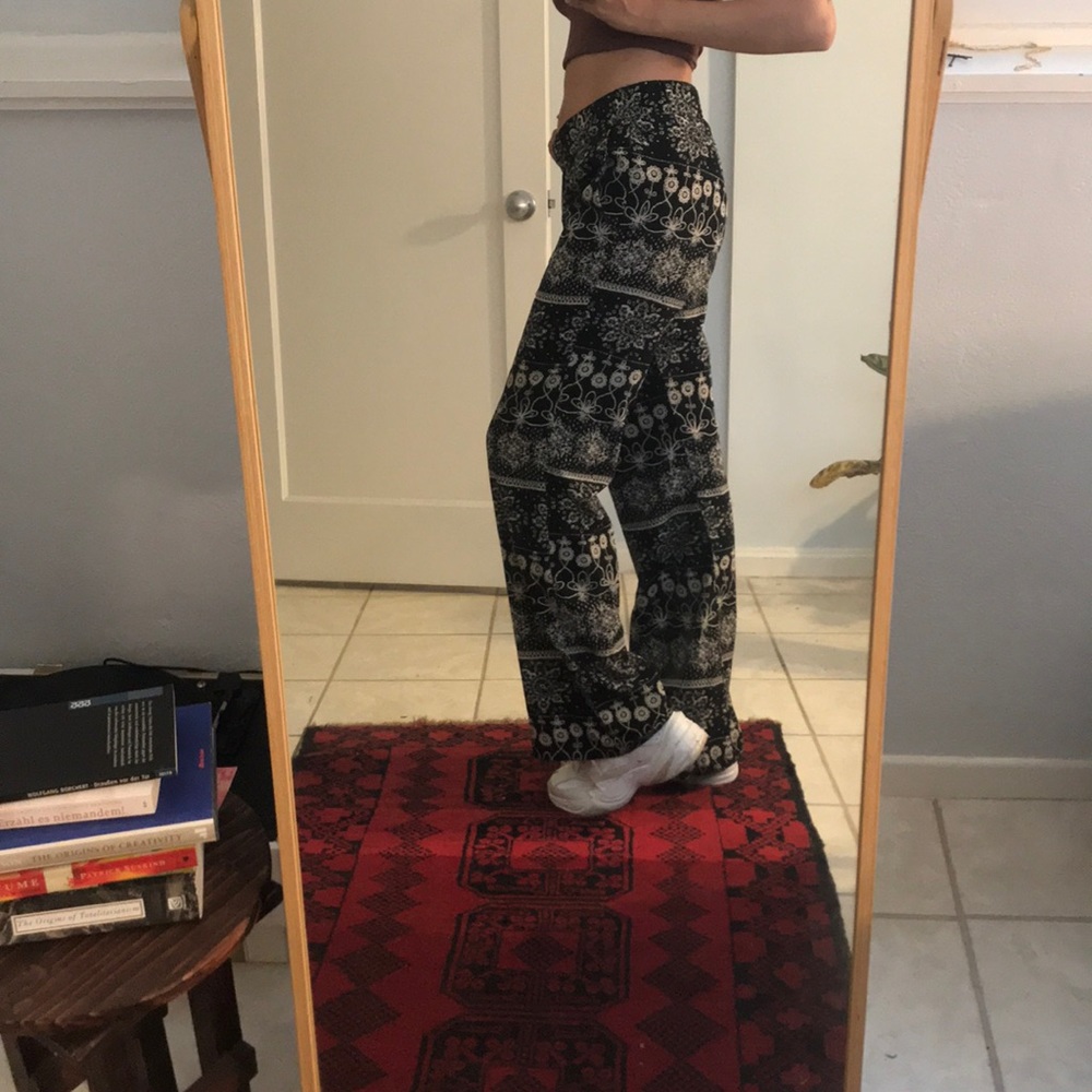 Wayf relaxed print pants